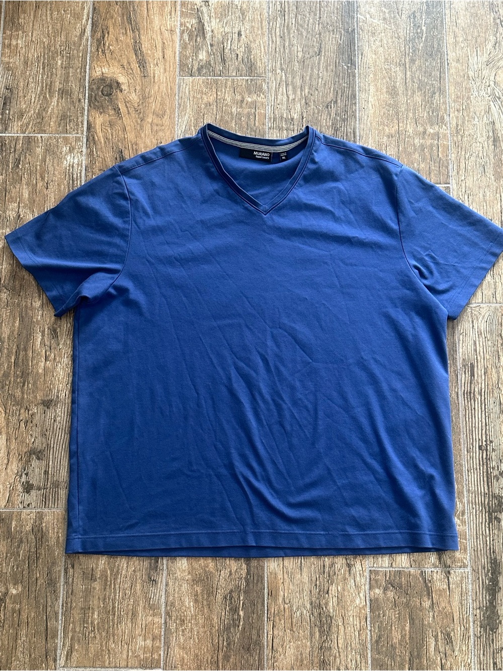 Murano Mens V-Neck Short Sleeve Tee in Royal Blue